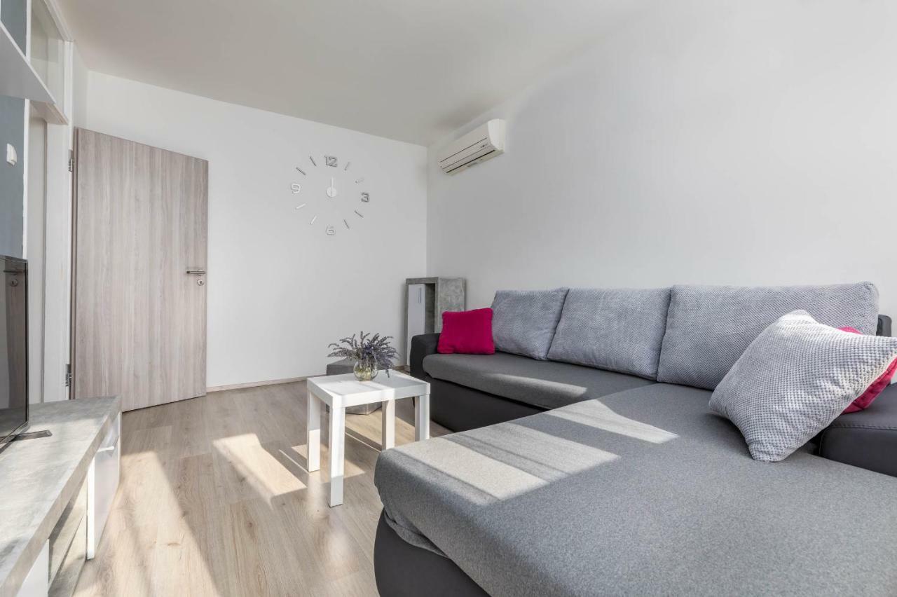 Apartment Sole Пула Екстер'єр фото